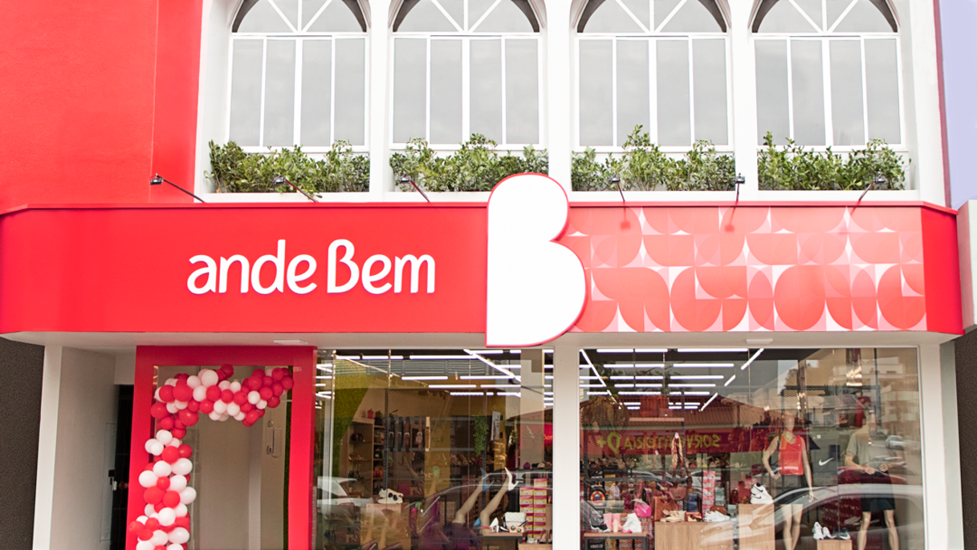 O que você não sabe sobre investir em uma fachada comercial