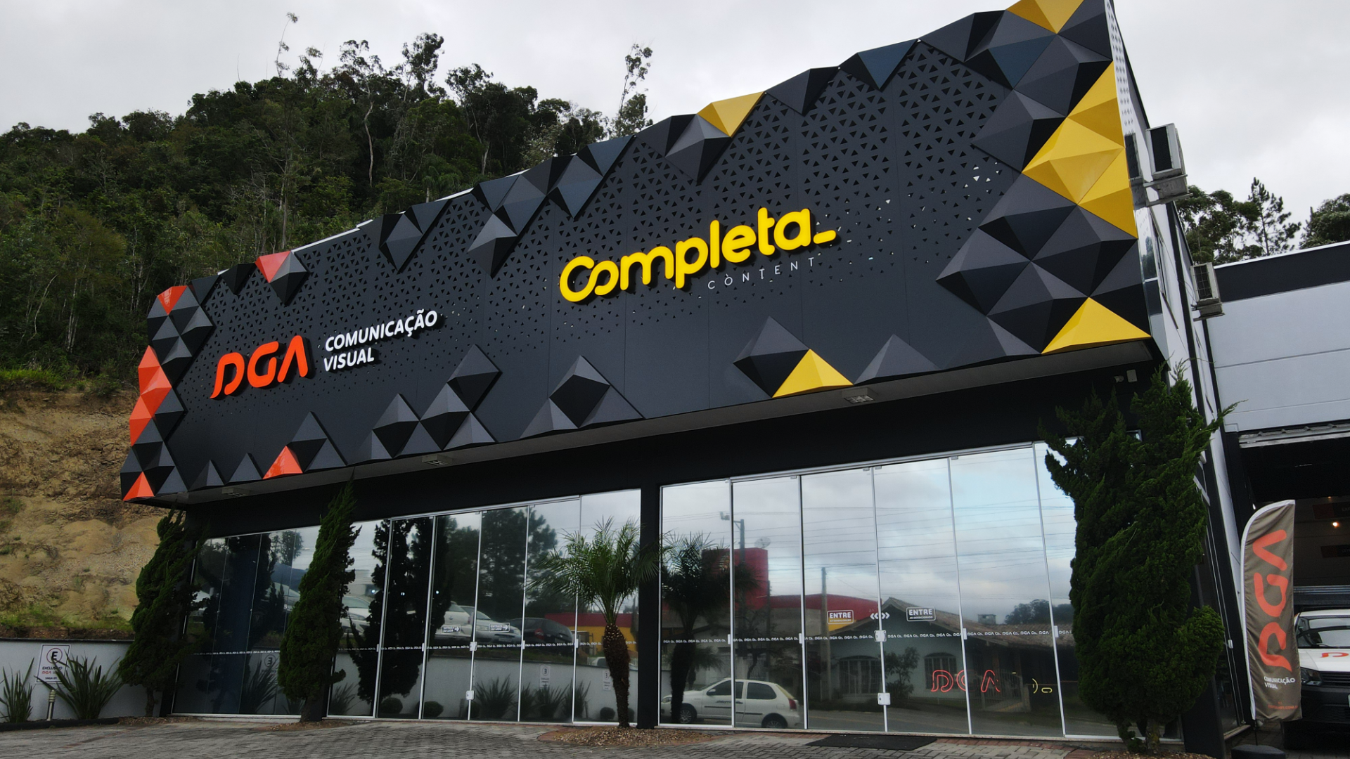 Por que a DGA Comunicação Visual é a melhor opção para executar a fachada comercial de sua empresa?